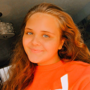 Meet your Posher, Makayla